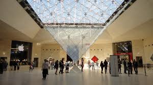 inside the louvre 